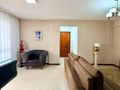Apartamento Amplo com 3 Dormitórios, Suíte e Sacada com Churrasqueira no Balneário – Florianópolis/SC