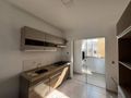 Apartamento semimobiliado no bairro Santa Regina