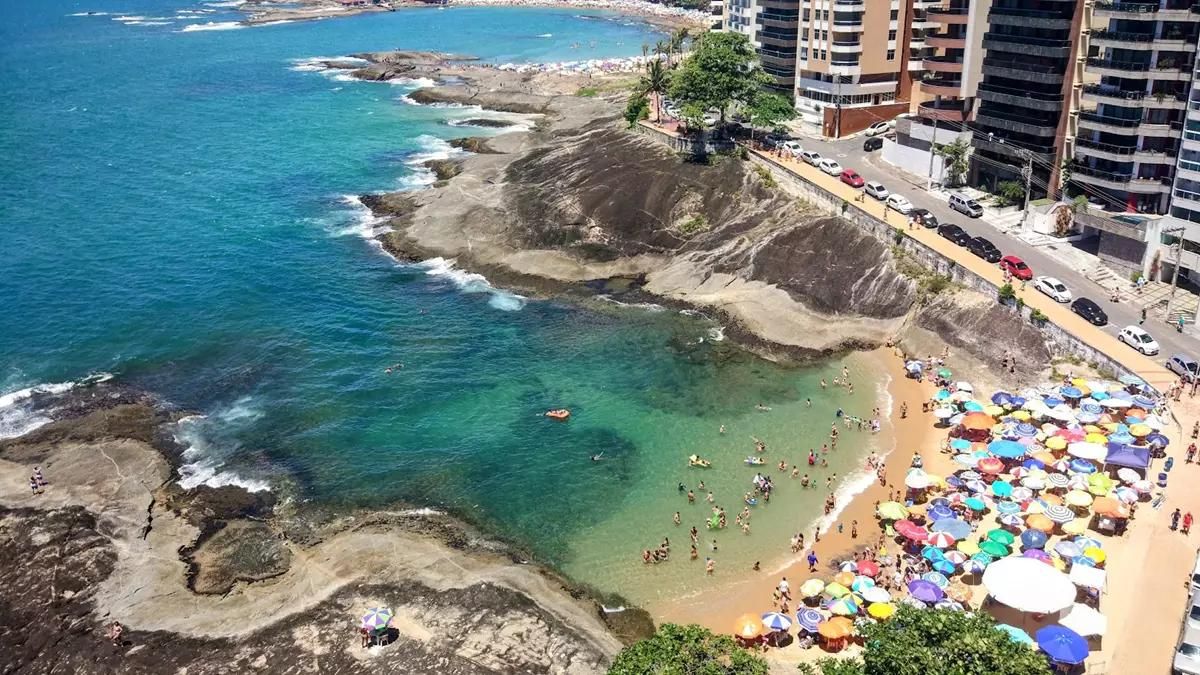 Praia das Virtudes em Guarapari ES