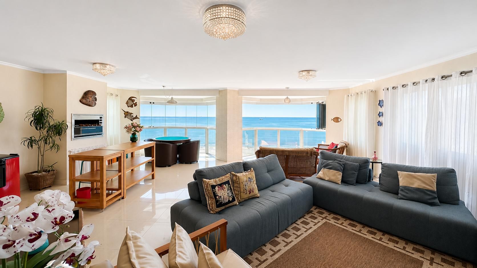 Apartamento frente mar à venda com 05 suítes no edifício Maria Luiza em Balneário Camboriú | Centro - Apartamento em Centro, Balneário Camboriú - à venda - Nobilitá Imobiliária