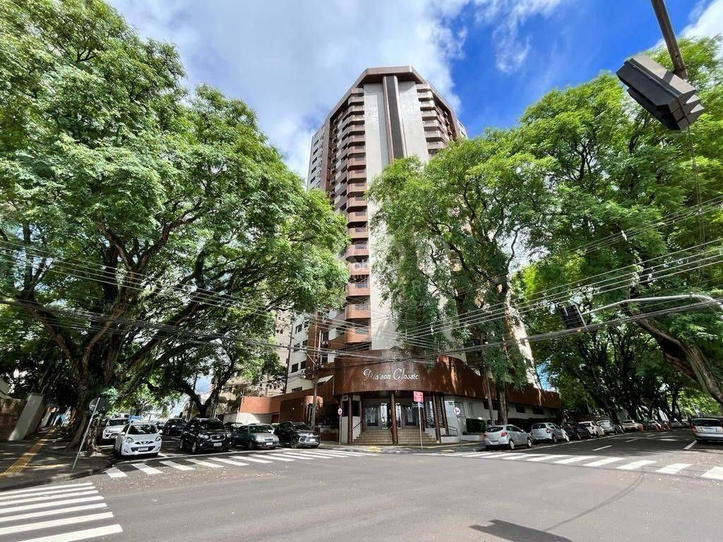 APARTAMENTO COM 4 SUITES, DUPLEX NO EDIFICIO MAISON CLASSIC NO CENTRO - FOZ DO IGUAÇU//PR