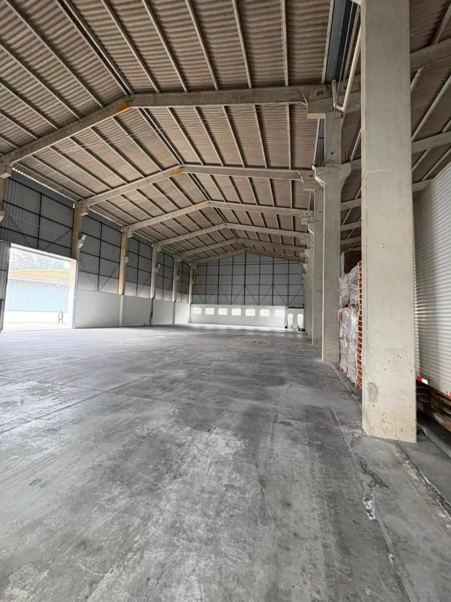 Galpão em Condomínio Fechado 880M de área Fabril para LOCAÇÃO. Franco da Rocha- SP.