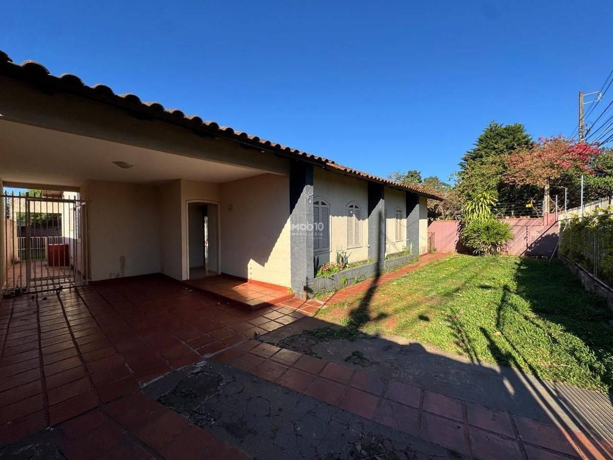 CASA COM 3 QUARTOS PARA VENDA NO BAIRRO VILA YOLANDA EM FOZ DO IGUAÇU - PR