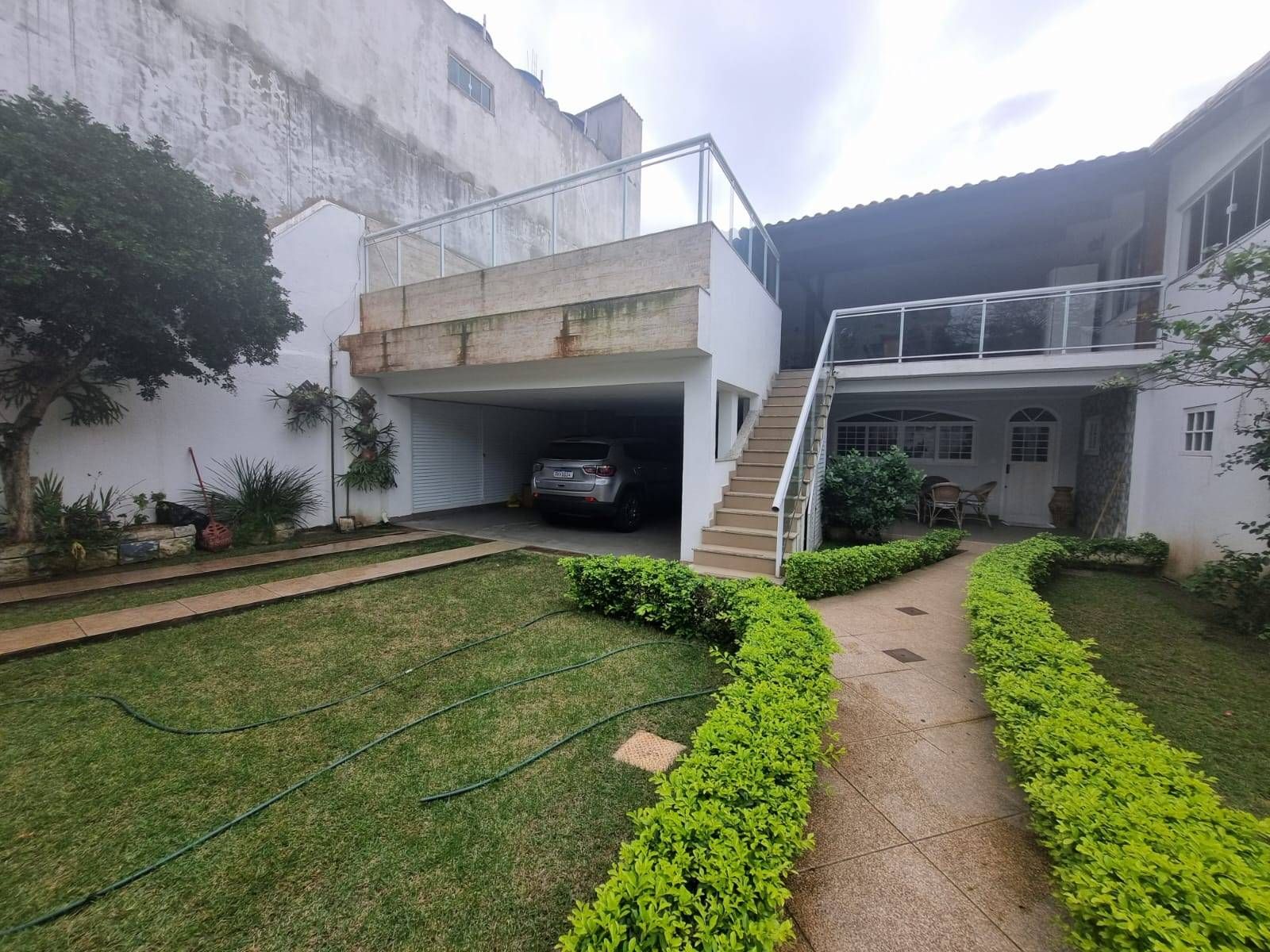 Excelente Casa de Alto Padrão com Hidromassagem e a Poucos Metros da Praia dos Anjos e Comércios - Casa em Praia dos Anjos, Arraial do Cabo - à venda - Imobiliaria Praiana do Cabo LTDA ME