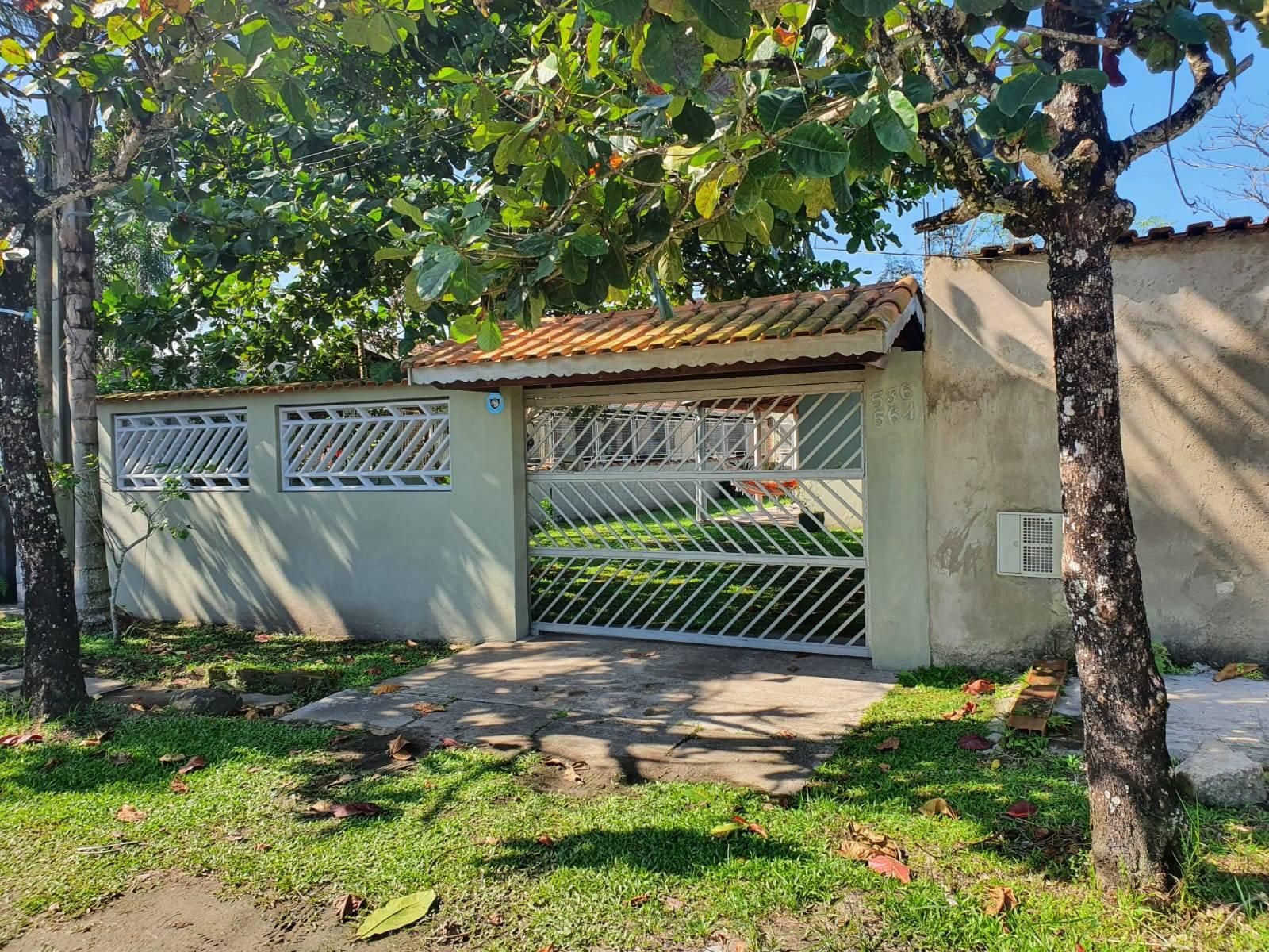 fachada de casa simples estilo mediterrâneo