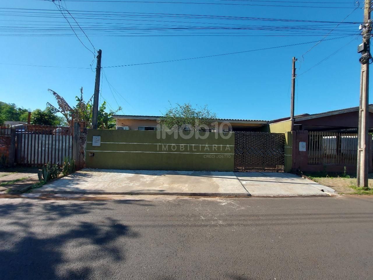 CASA A VENDA COM 3 QUARTOS NO BAIRRO JARDIM NOVO HORIZONTE EM FOZ DO IGUAÇU - PR