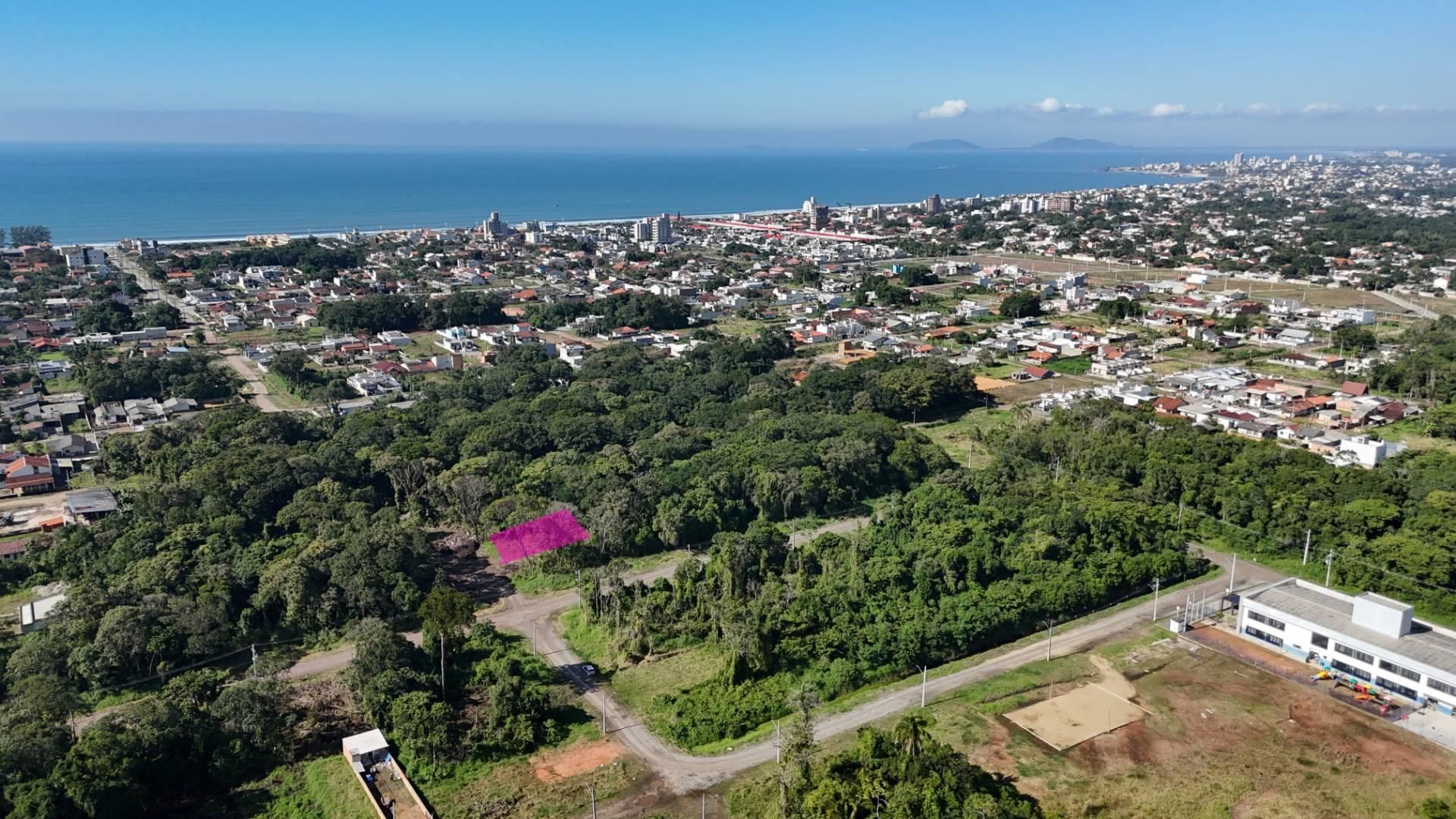 Terreno limpo e aterrado, pronto para construir medindo 375m², à venda próximo a entrada da cidade em Itapoá/SC, na Barra do Saí - Lote/Terreno em Barra do Sai, Itapoá - à venda - Âncora Imóveis Assessoria Imobiliária LTDA
