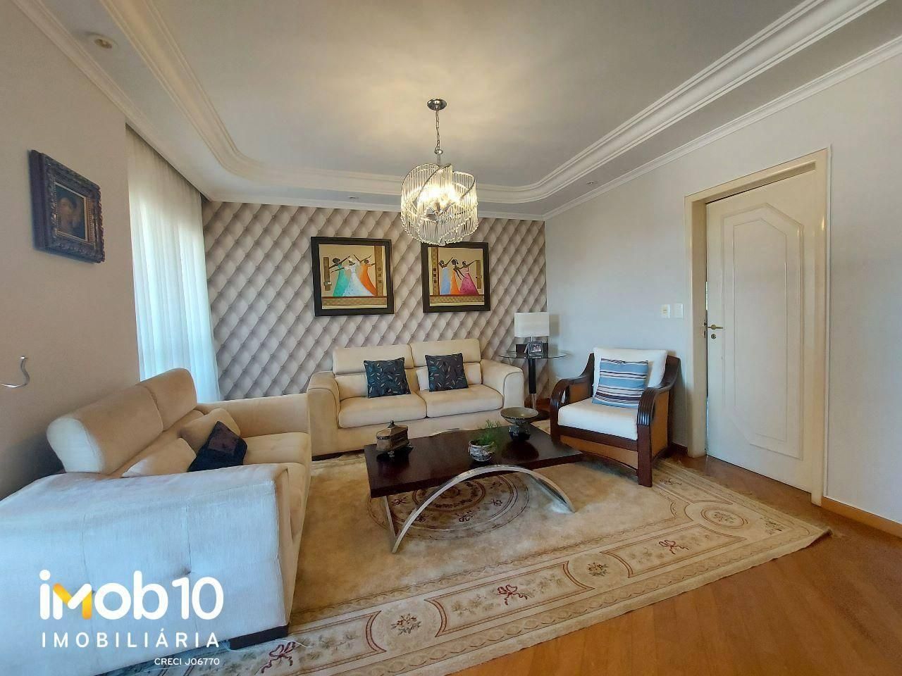 APARTAMENTO COM 3 SUÍTES A VENDA NO EDIFÍCIO FALLS GARDEN, NO CENTRO DE FOZ DO IGUAÇU - PR