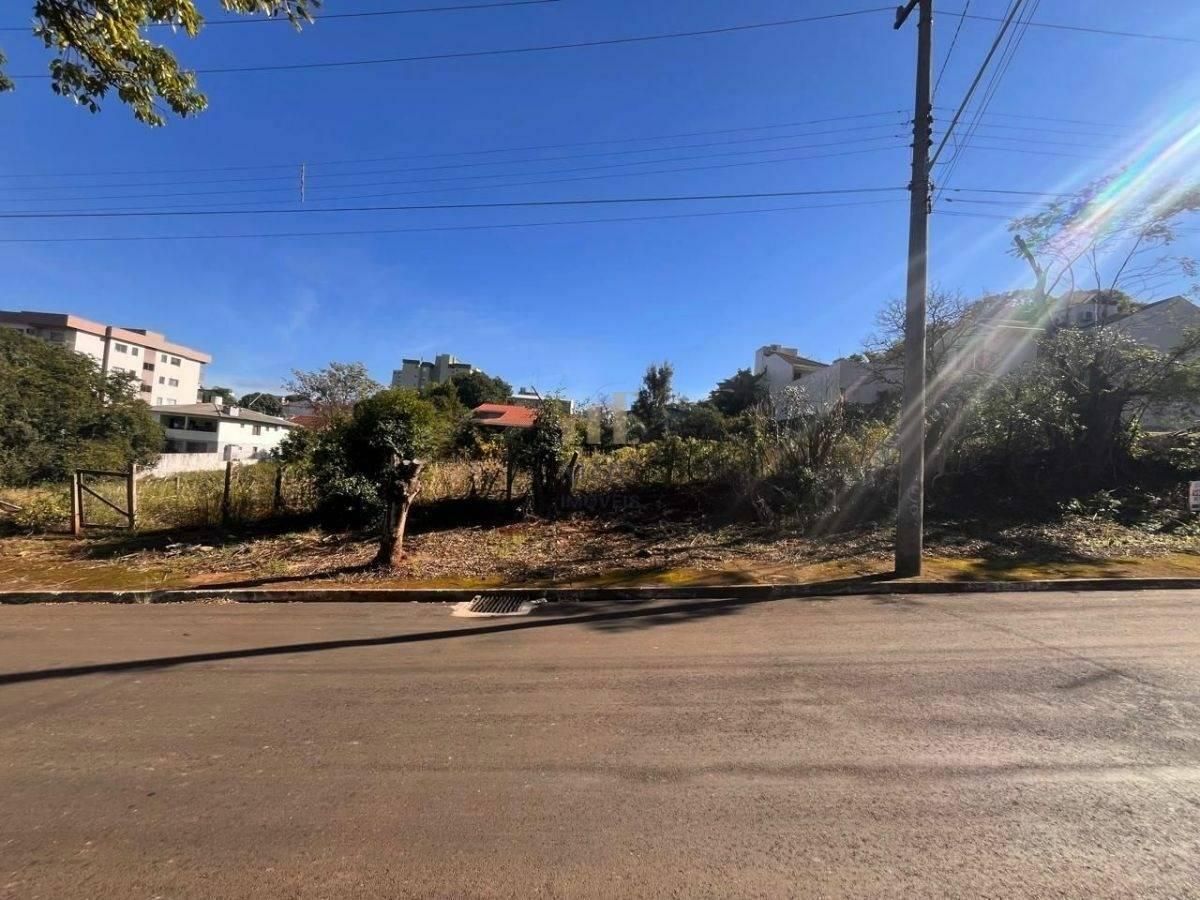 Terreno central|450m²| - Terreno em Centro, Santa Rosa - MC Negócios Imobiliários LTDA
