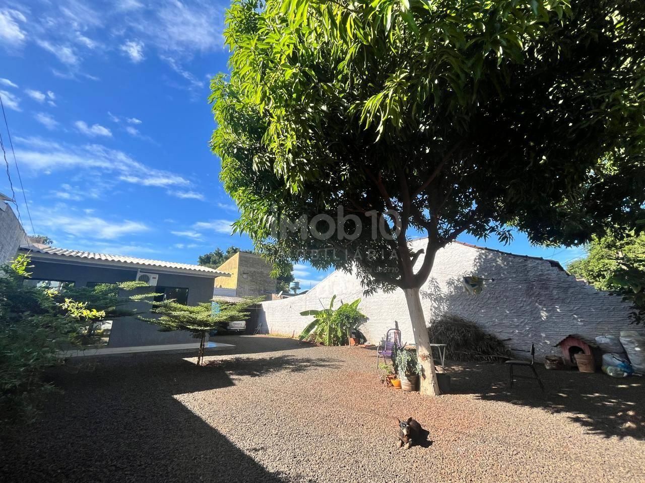 CASA A VENDA COM 2 QUARTOS JARDIM EUROPA FOZ DO IGUAÇU - PR