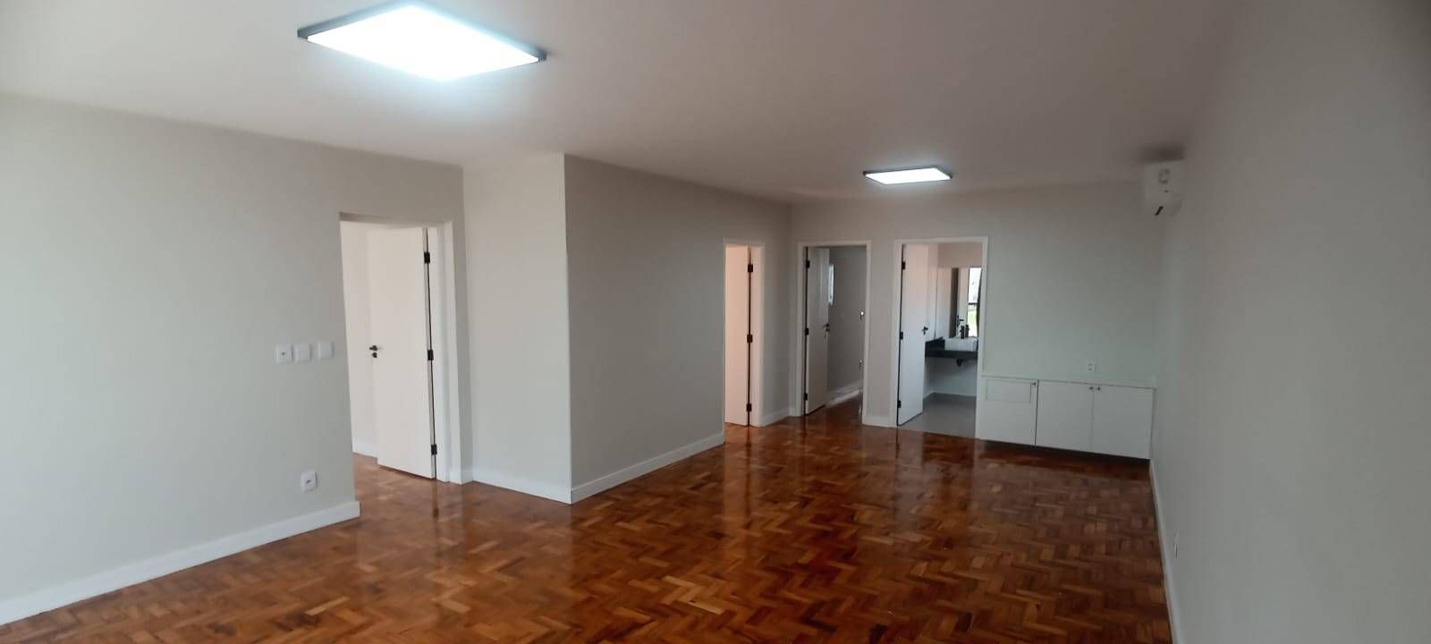 Ponto Comercial para Alugar com 5 Salas em Colina da Boa Vista - Avaré