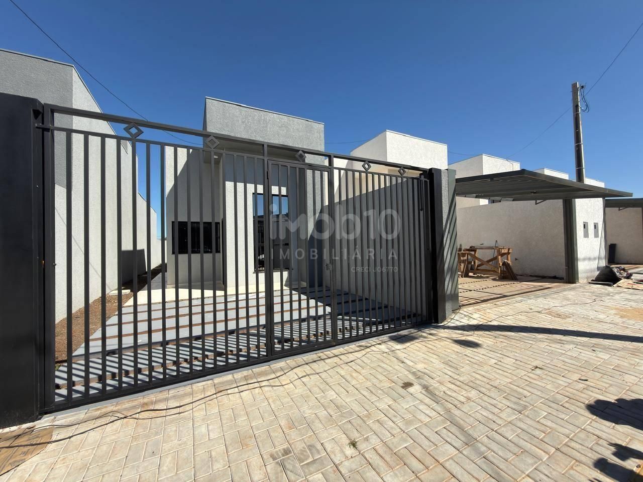 CASA COM 2 QUARTOS A VENDA NO BAIRRO MORUMBI EM FOZ DO IGUAÇU - PR