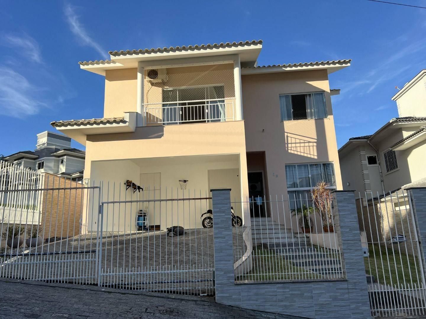 Residencial › Casa - Venda - 375,42 (M²) de Área Total - 0,00 (M²) de Área Privativa - R$:2.100.000,00 - Cidade Universitária Pedra Branca - Palhoça - SC - Casa em Cidade Universitária Pedra Branca, Palhoça - à venda - 500 NEGOCIOS IMOBILIARIOS EIRELI