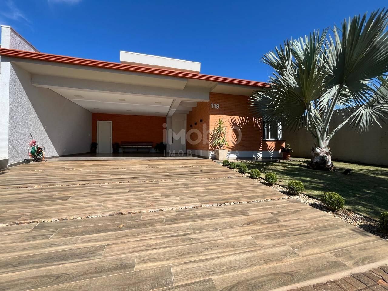CASA A VENDA CONDOMINIO RESIDENCIAL FECHADO FLORENÇA FOZ DO IGUAÇU - PR