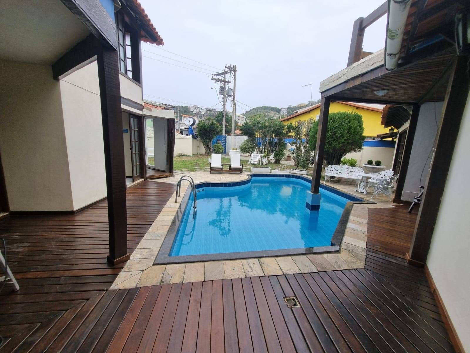 EXCELENTE POUSADA COM 23 SUITES COM PISCINA E A POUCOS METROS DA PRAIA GRANDE E COMÉRCIOS - Hotel em Canaã, Arraial do Cabo - à venda - Imobiliaria Praiana do Cabo LTDA ME