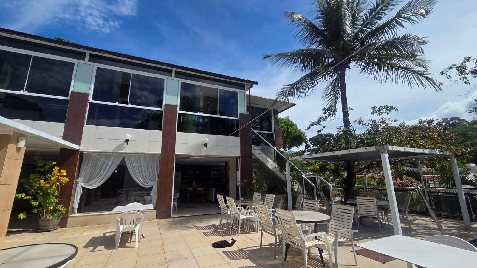 Casa Triplex - Alto Padrão - 600 m² – Bairro de Lourdes – Vitória/ES