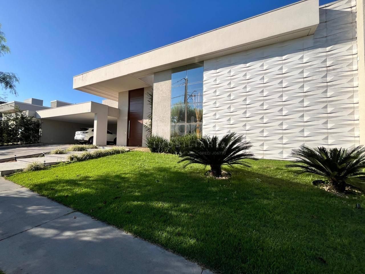 CASA TERREA A VENDA COM 3 SUITES NO CONDOMINIO FECHADO TERRAS ALPHA I - JARDIM LARANJEIRAS - FOZ DO IGUAÇU/PR