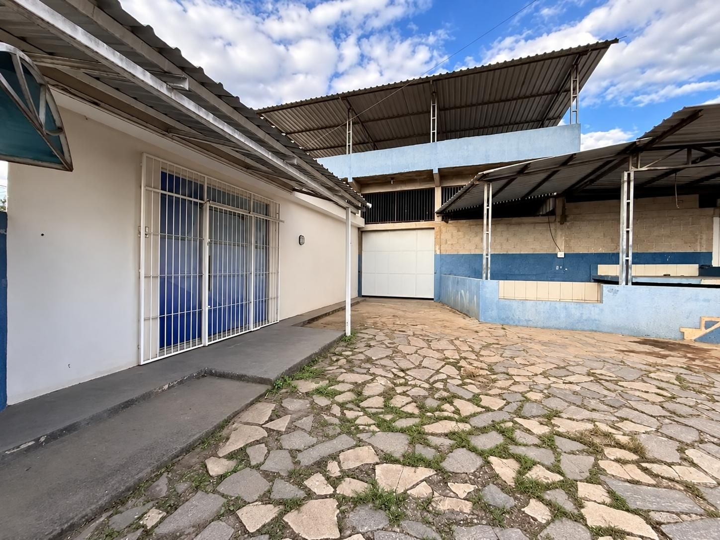 Galpão Comercial - 500 m² - Coramara - Cachoeiro de Itapemirim/ES
