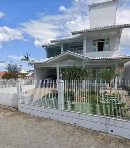 Residencial › Casa - Venda - 242,00 (M²) de Área Total - 242,00 (M²) de Área Privativa - R$:1.450.000,00 - Praia de Fora - Palhoça - SC - Casa em Praia de Fora, Palhoça - à venda - 500 NEGOCIOS IMOBILIARIOS EIRELI