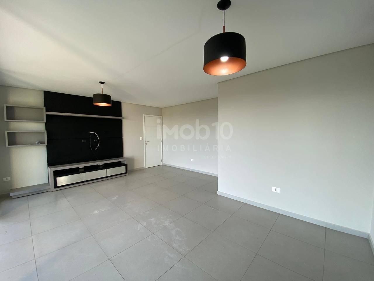 APARTAMENTO COM 2 QUARTOS A VENDA NO EDIFÍCIO OMOIRU EM FOZ DO IGUAÇU - PR