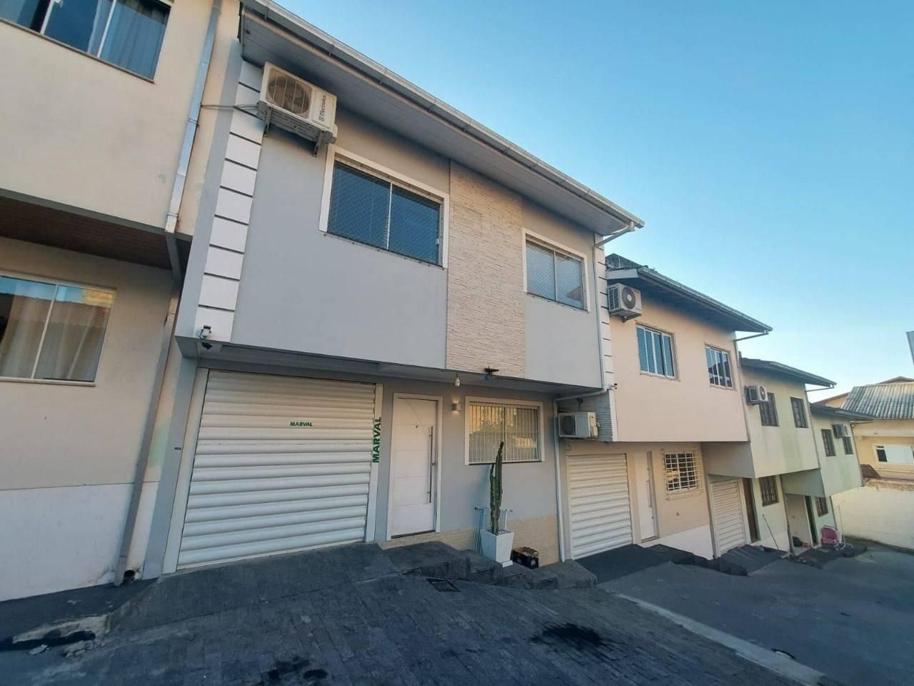 Residencial › Casa - Venda - 0,00 (M²) de Área Total - 0,00 (M²) de Área Privativa - R$:425.000,00 - Serraria - São José - SC - Casa em Serraria, São José - à venda - 500 NEGOCIOS IMOBILIARIOS EIRELI