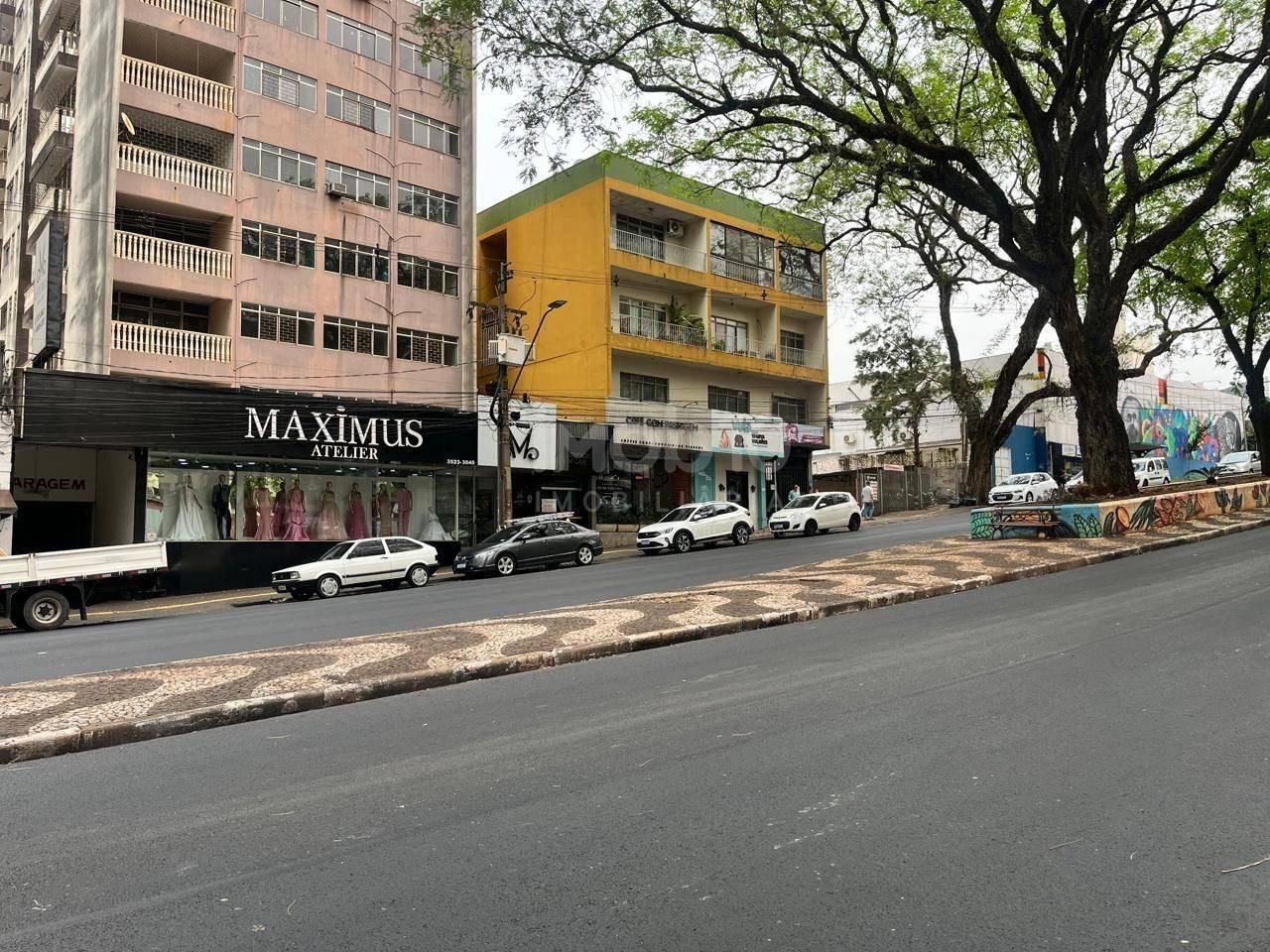 PRÉDIO A VENDA COMERCIAL E RESIDENCIAL  AVENIDA JUSCELINO KUBISTCHEK FOZ DO IGUAÇU - PR