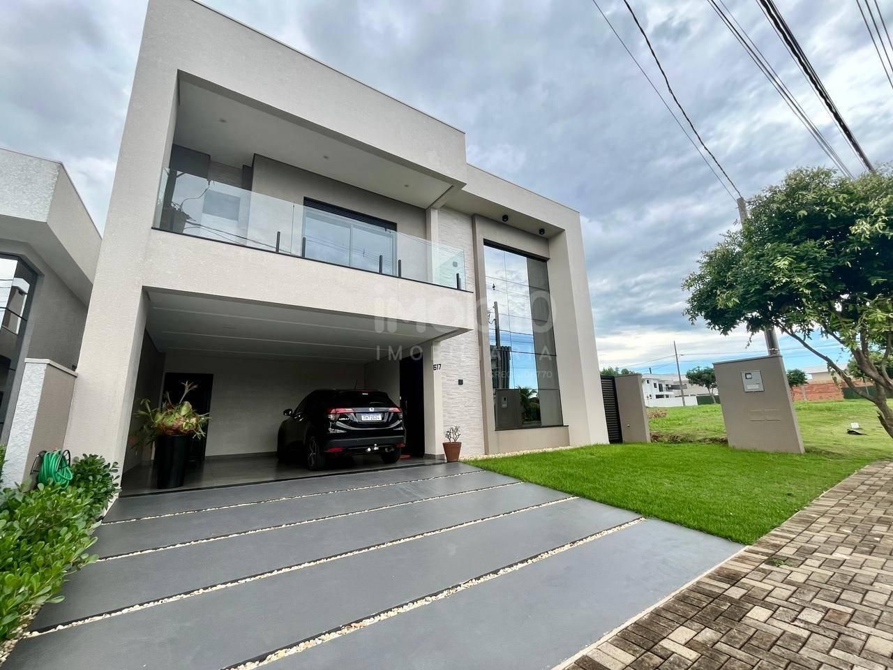 SOBRADO A VENDA COM 4 SUITES NO CONDOMINIO FECHADO SAFIRA - FOZ DO IGUAÇU/PR