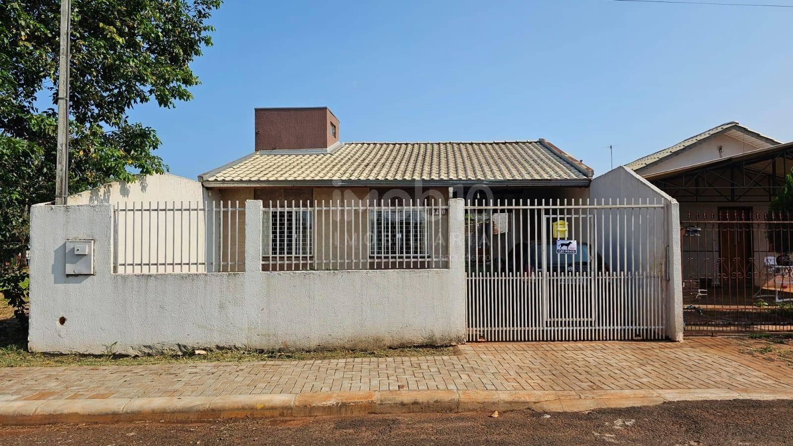 CASA COM 2 QUARTOS A VENDA PRÓXIMO A FACULDADES NO BAIRRO CIDADE NOVA EM FOZ DO IGUAÇU - PR