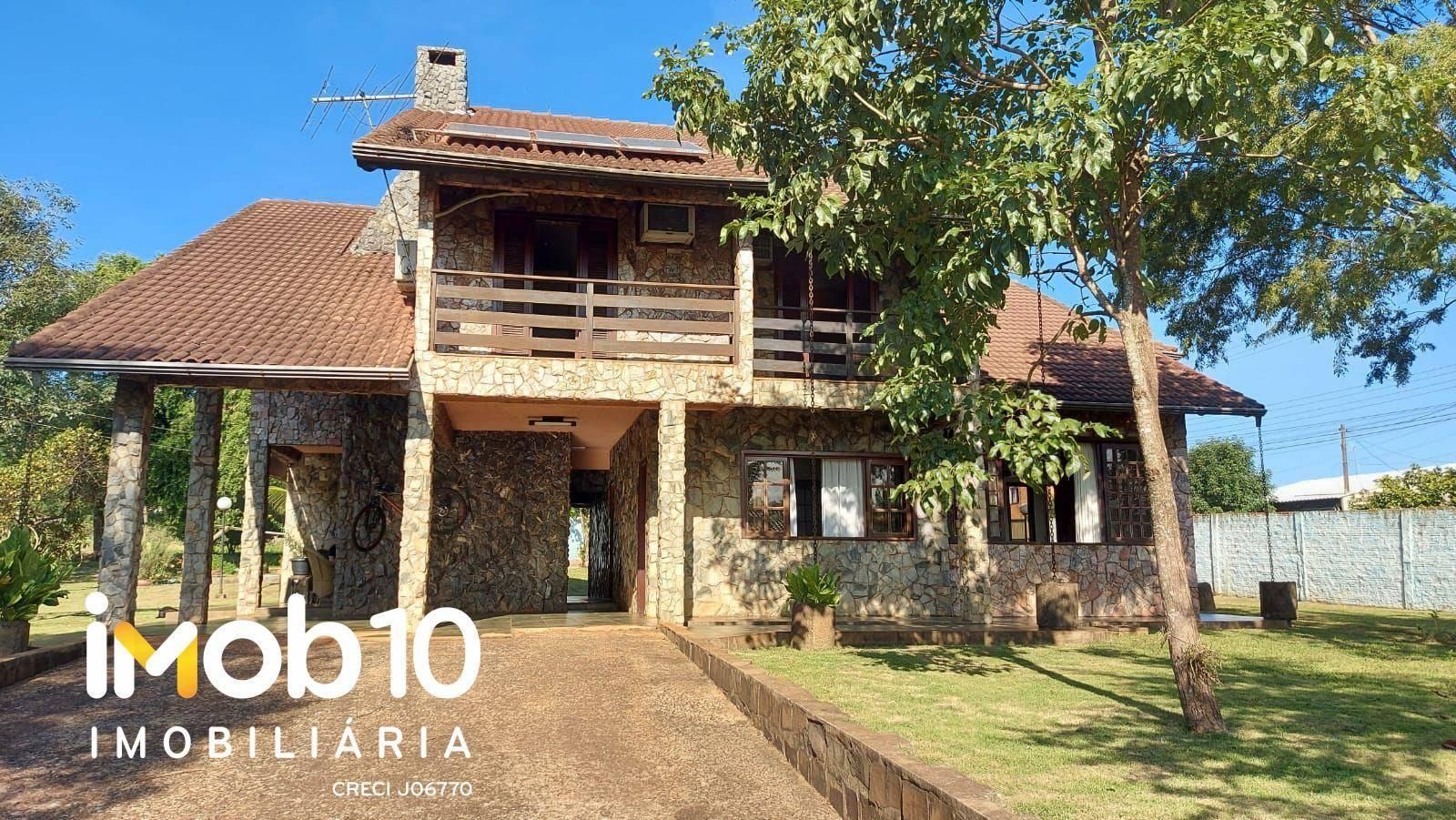 Chacara a Venda com Sobrado de 3 Dormitórios - Jardim Veneza - Foz do Iguaçu/Pr