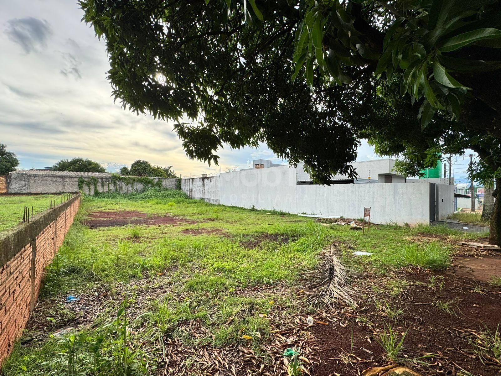 TERRENO A VENDA PRÓXIMO A AVENIDA REPÚBLICA ARGENTINA EM FOZ DO IGUAÇU - PR