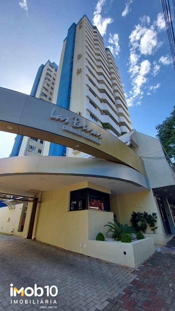 APARTAMENTO 3 QUARTOS A VENDA NO EDIFÍCIO LAS BRISAS NO CENTRO DE FOZ DO IGUAÇU - PR