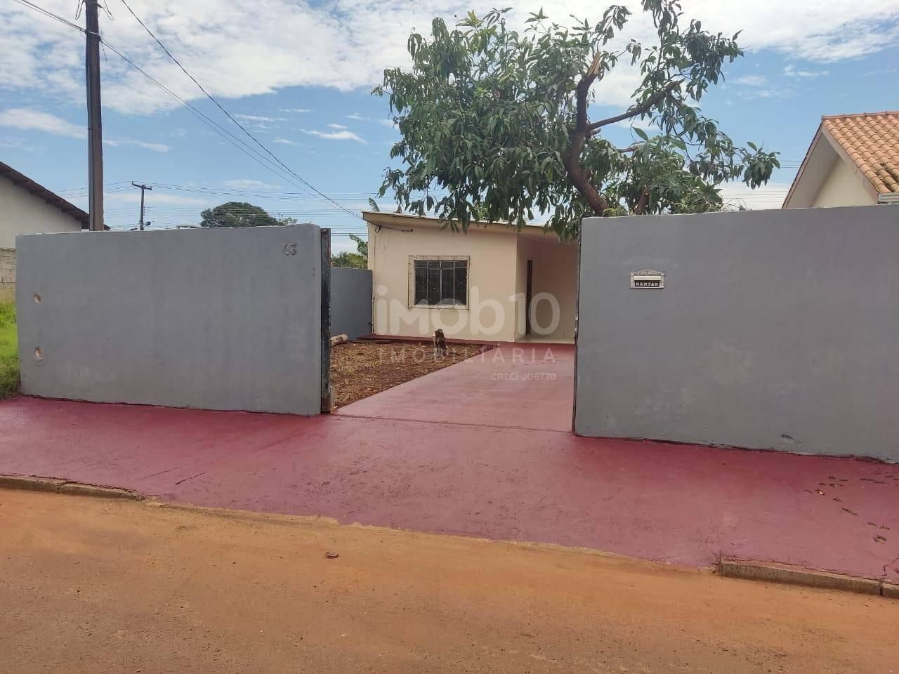 CASA A VENDA COM 2 QUARTOS JARDIM EVANGÉLICO FOZ DO IGUAÇU - PR