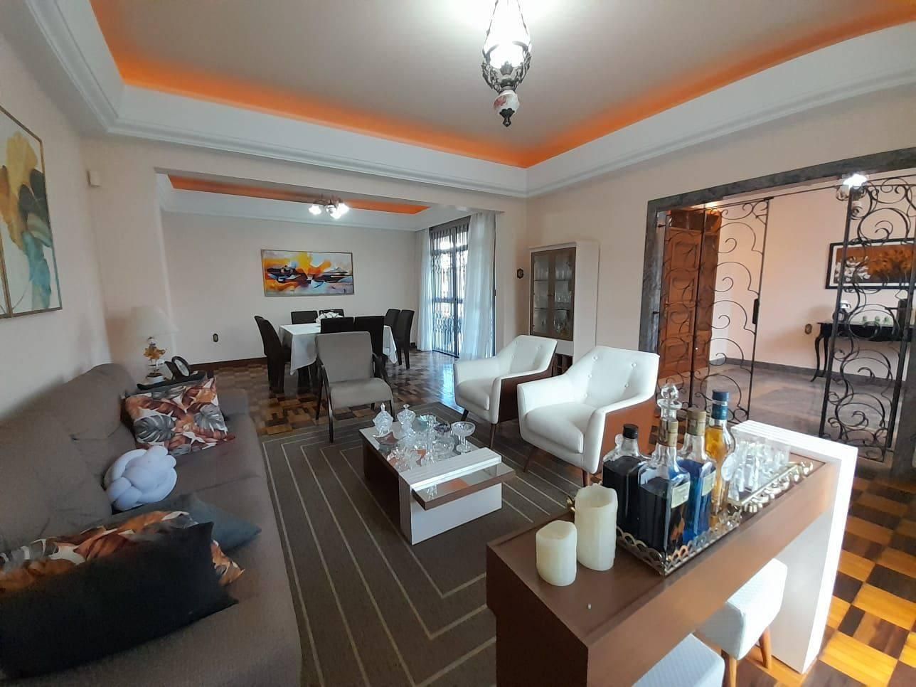 Residencial › Casa - Venda - 920,00 (M²) de Área Total - 0,00 (M²) de Área Privativa - R$:1.800.000,00 - Centro - São José - SC - Casa em Centro, São José - à venda - 500 NEGOCIOS IMOBILIARIOS EIRELI