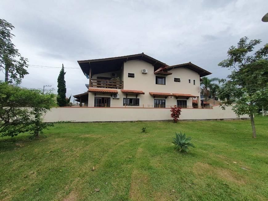Residencial › Casa - Venda - 400,00 (M²) de Área Total - 0,00 (M²) de Área Privativa - R$:1.960.000,00 - Carianos - Florianópolis - SC - Casa em Carianos, Florianópolis - à venda - 500 NEGOCIOS IMOBILIARIOS EIRELI
