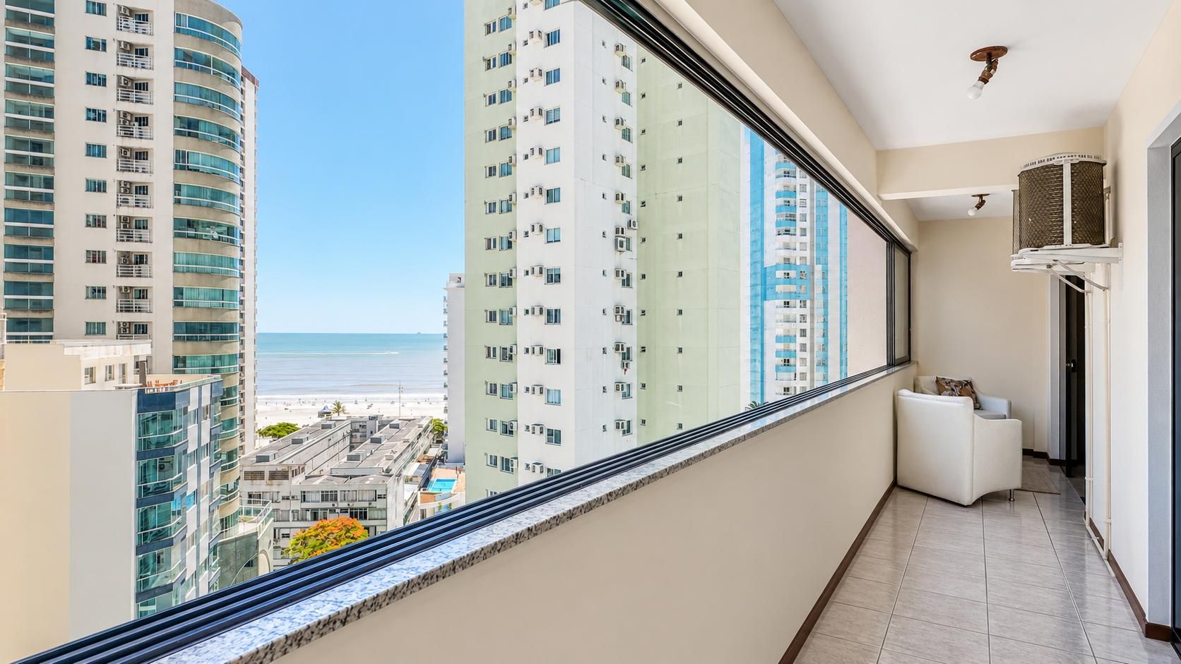 Apartamento à venda com 02 quartos sendo 01 suíte no edifício Dom Gabriel em Balneário Camboriú | Barra Sul - Apartamento em Centro, Balneário Camboriú - à venda - Nobilitá Imobiliária