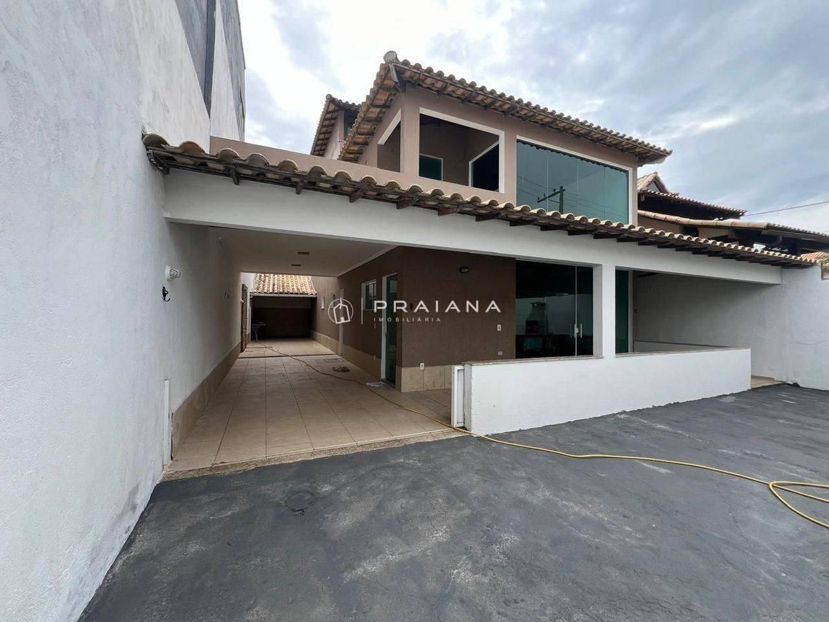 CASA COM 04 QUARTOS - PRAIA DOS ANJOS - Casa em Praia dos Anjos, Arraial do Cabo - à venda - Imobiliaria Praiana do Cabo LTDA ME