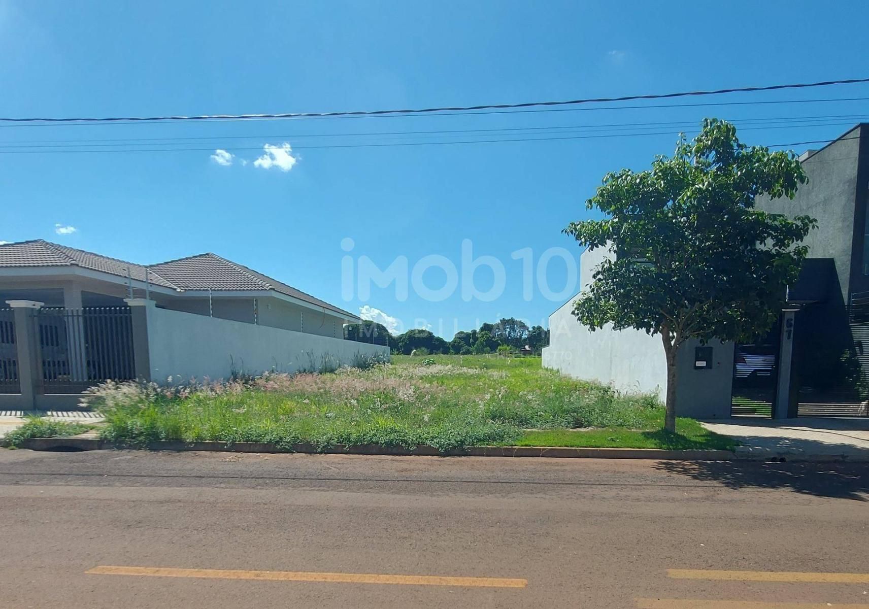TERRENO A VENDA NO JARDIM IGUAÇU, PRÓXIMO AVENIDA DAS CATARATAS EM FOZ DO IGUAÇU - PR