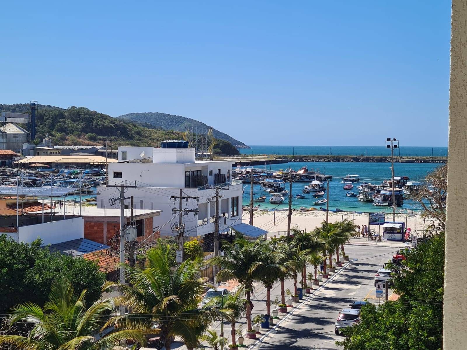 Lindo Apartamento, Novo, com 3 quartos, a poucos metros da praia - Apartamento em Praia dos Anjos, Arraial do Cabo - para temporada - Imobiliaria Praiana do Cabo LTDA ME