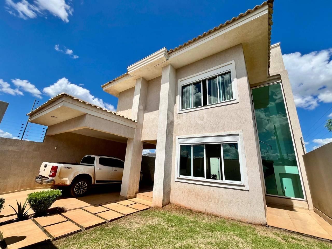 SOBRADO A VENDA COM 3 QUARTOS JARDIM IPE III FOZ DO IGUAÇU - PR