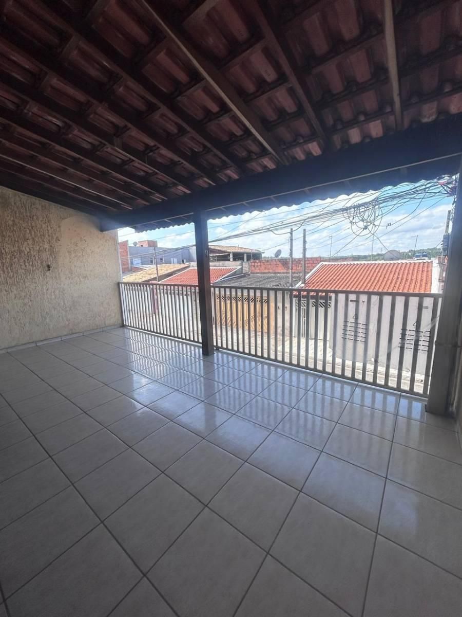EXCELENTE CASA NO ALMERINDA