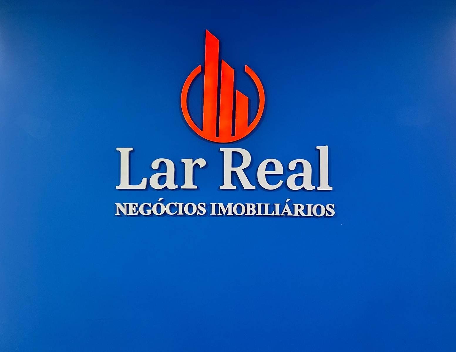 Lar Real Negócios Imobiliários