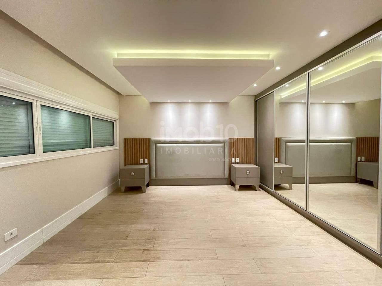 APARTAMENTO DE 3 QUARTOS A VENDA NO EDIFÍCIO ESMERALDA NO CENTRO DE FOZ DO IGUAÇU - PR
