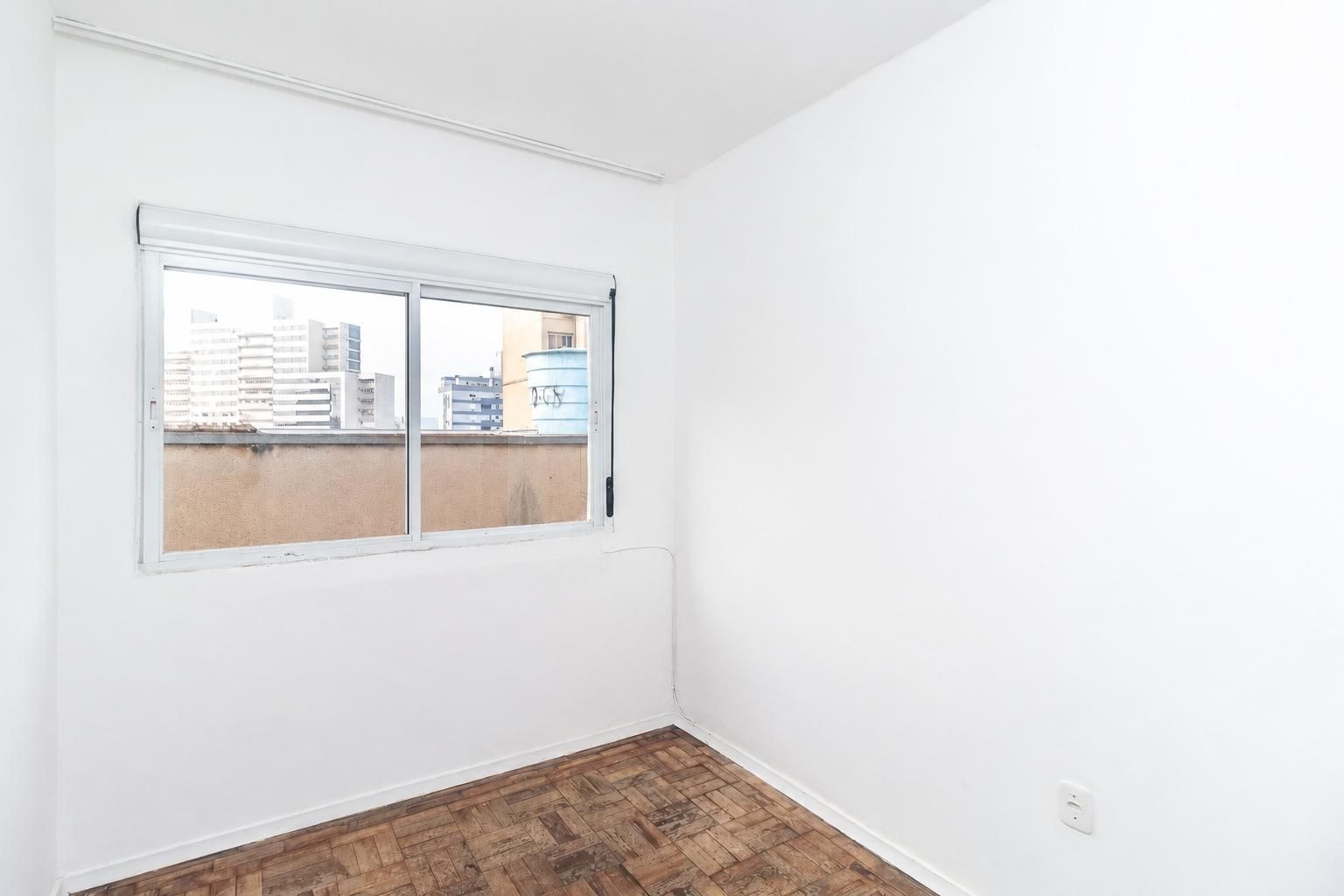 Apartamento 1 dormitório em Centro Histórico, Porto Alegre - Casa em Centro Histórico, Porto Alegre - à venda - Elo Imobiliária LTDA