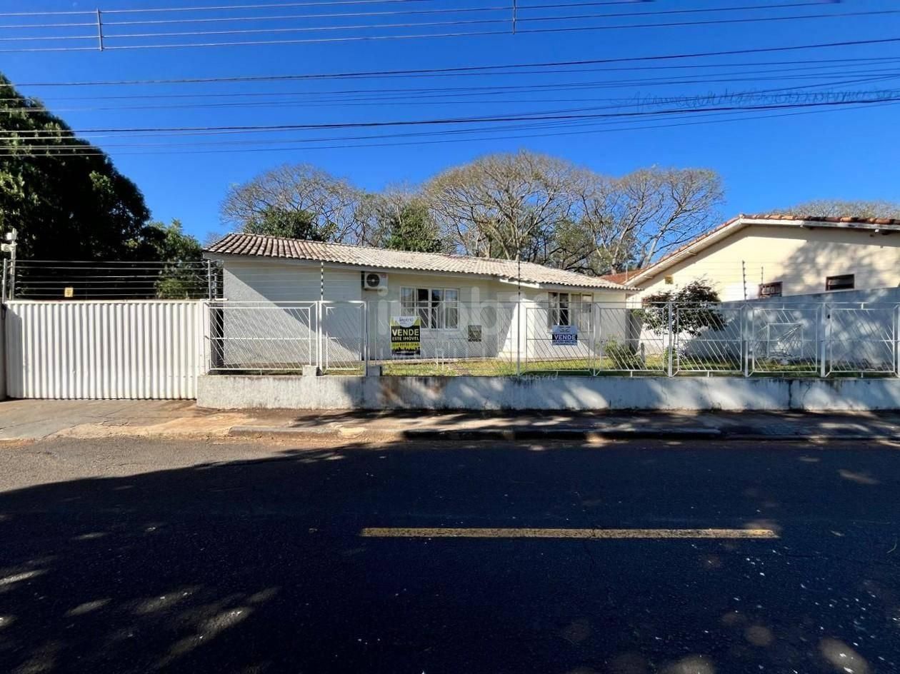 CASA NA VILA A PROXIMO AO GRAMADÃO - FOZ DO IGUAÇU/PR