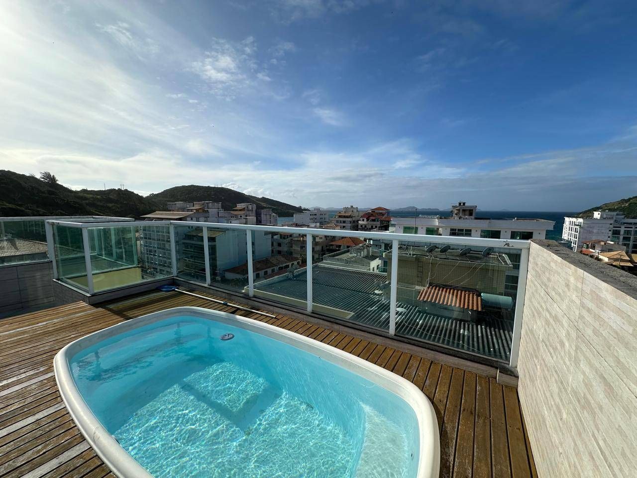 APARTAMENTO TRIPLEX COM 3 VAGAS DE GARAGEM - PRAINHA - Cobertura em Prainha, Arraial do Cabo - à venda - Imobiliaria Praiana do Cabo LTDA ME