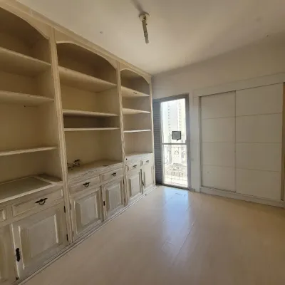 Venda Condomínio Vila Real em Moema - Apartamento em Moema, São Paulo - à venda - Um Imóvel