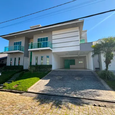 Condomínio Vila Rica Casa - Casa em Estados, Balneário Camboriú - à venda - Viver na Praia Imoveis