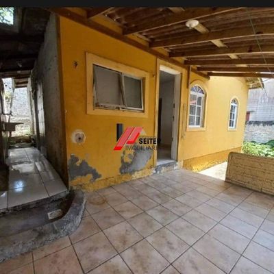 Terreno com duas casas à venda no Bairro Trindade em Florianópolis - Lote/Terreno em Trindade, Florianópolis - à venda - Seiter Imobiliária