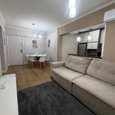 APARTAMENTO QUADRA MAR COM 2 DORMITÓRIOS SENDO 1 SUÍTE EM BALNEÁRIO CAMBORIÚ - Apartamento em Centro, Balneário Camboriú - à venda - LIBERATIO IMOBILIARIA LTDA