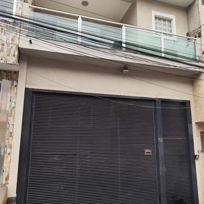Vende-se Sobrado com garagem para 6 carros - Casa em Jardim Angélica, Carapicuíba - à venda - Camargo Almeida Imóveis LTDA